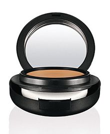 PO MINERALIZZE SPF 15 FOUNDATION  MAC